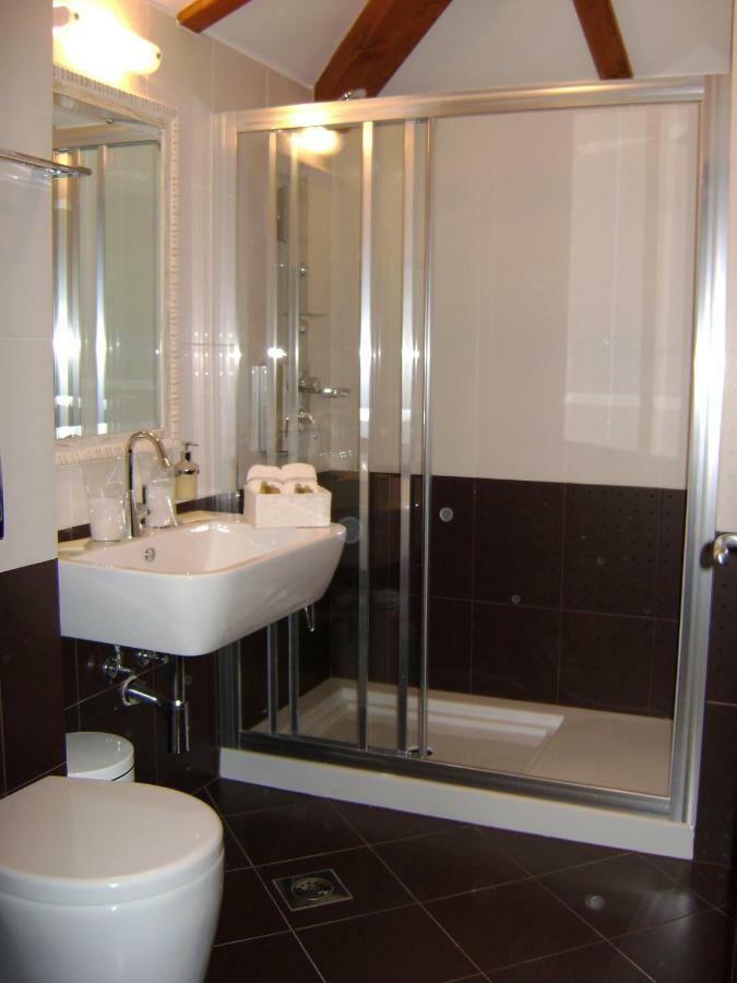 Boutique Hotel Vela Vrata Buzet Exteriör bild